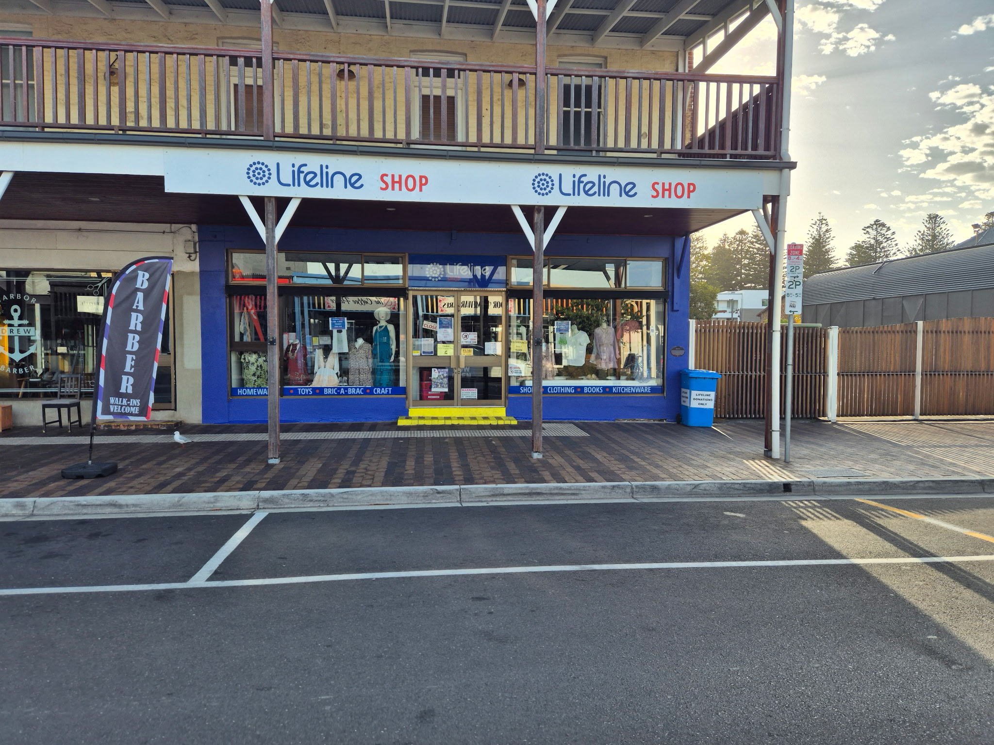 image of victor harbor shop