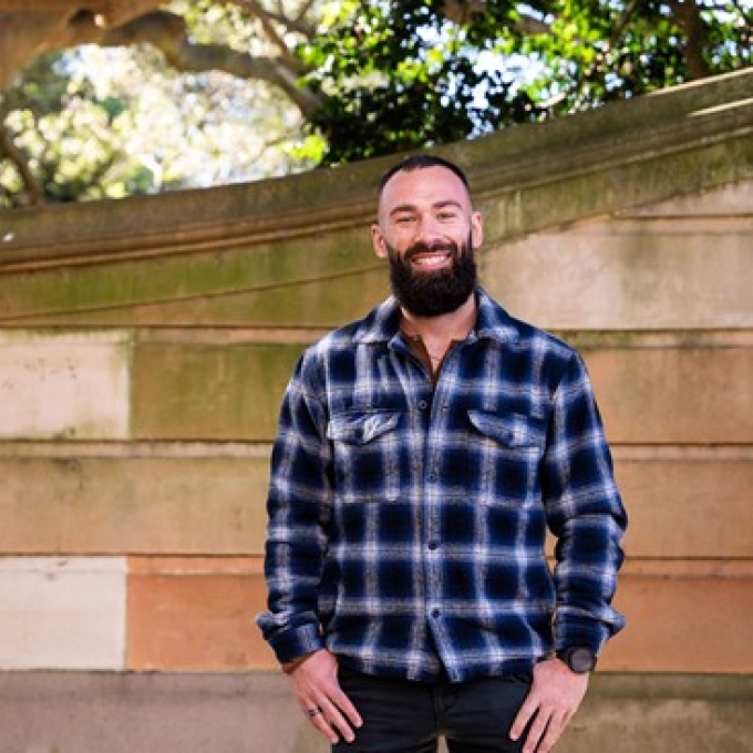 Portrait of Mark Richards